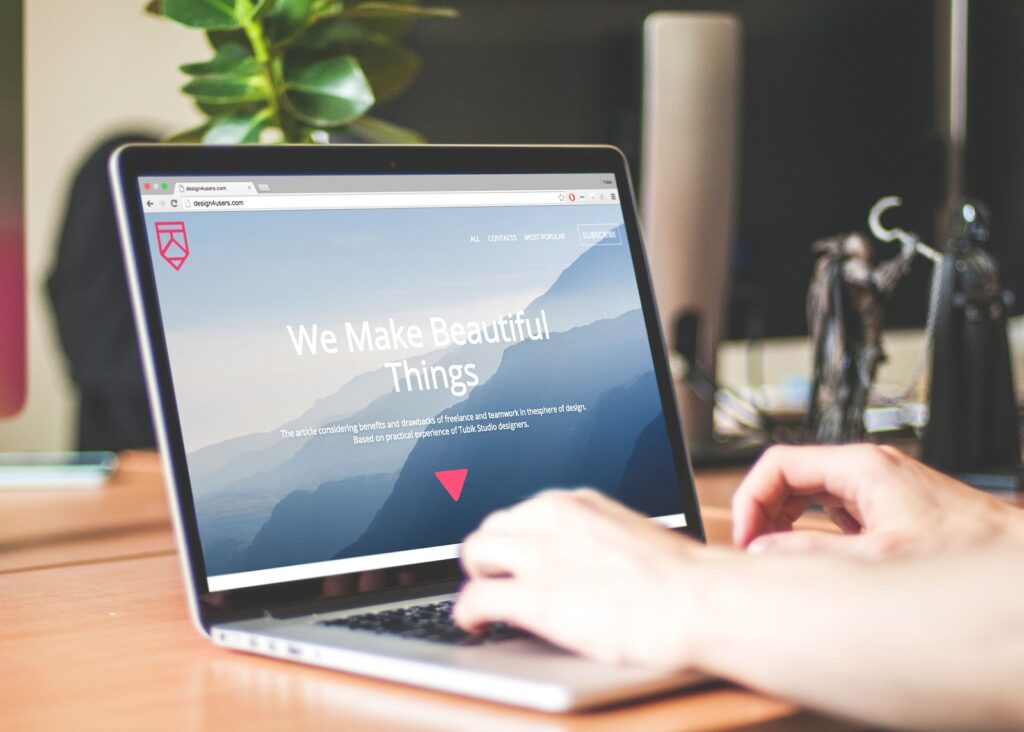 CUSTOM WORDPRESS WEBSITE DESIGN AND DEVELOPMENT SERVICES